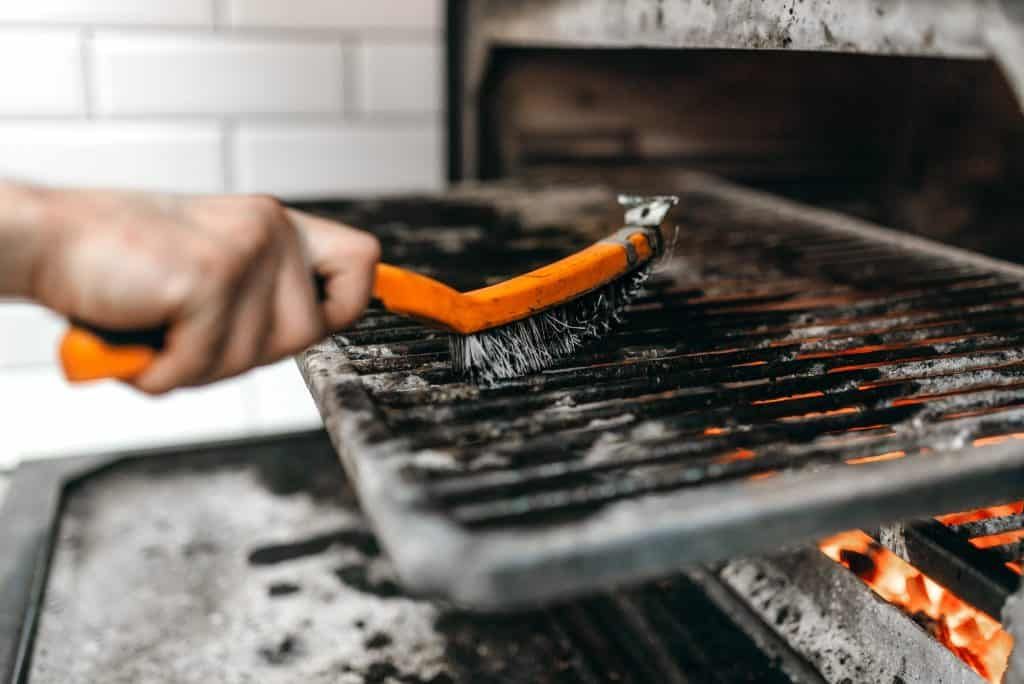 how-to-clean-a-flat-top-grill