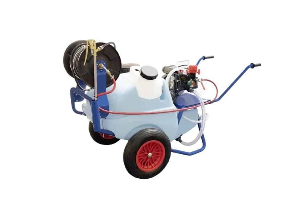 tow-behind-sprayer-high-pressure-review