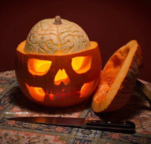 brainy pumpking carving face