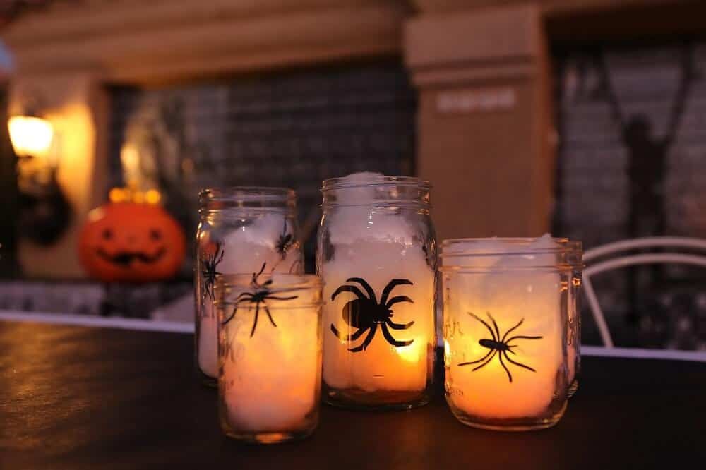 halloween mason jar decor