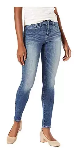 Signature by Levi Strauss & Co. Gold Label Women's Totally Shaping Skinny Jeans