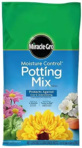 Moisture Control Potting Mix | Miracle-Gro
