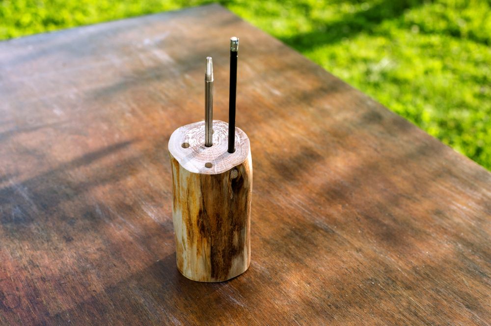 Pencil holder - Things to make out of logs and branches