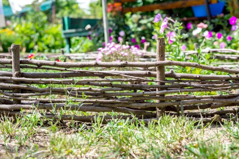 How to Make a Wattle Fence [Step-by-Step DIY Guide]