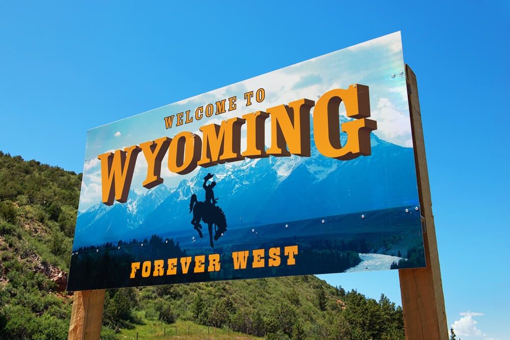 best state for homesteaders welcome to wyoming sign